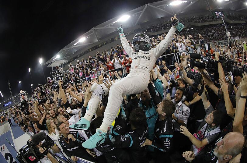 Nico Rosberg ist erstmals Weltmeister.