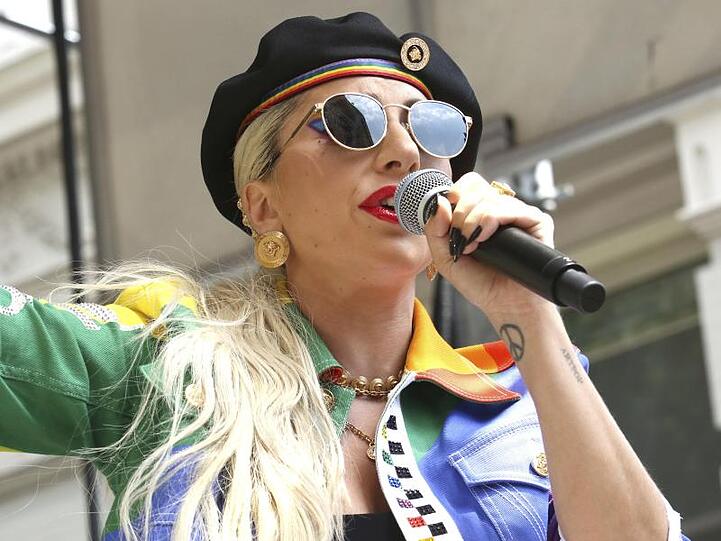 Lady Gaga bei ihrem Auftritt am zweiten jährlichen Stonewall Day.