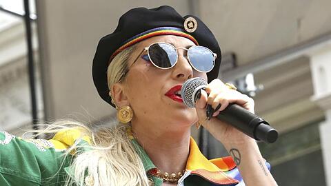 Lady Gaga bei ihrem Auftritt am zweiten jährlichen Stonewall Day.