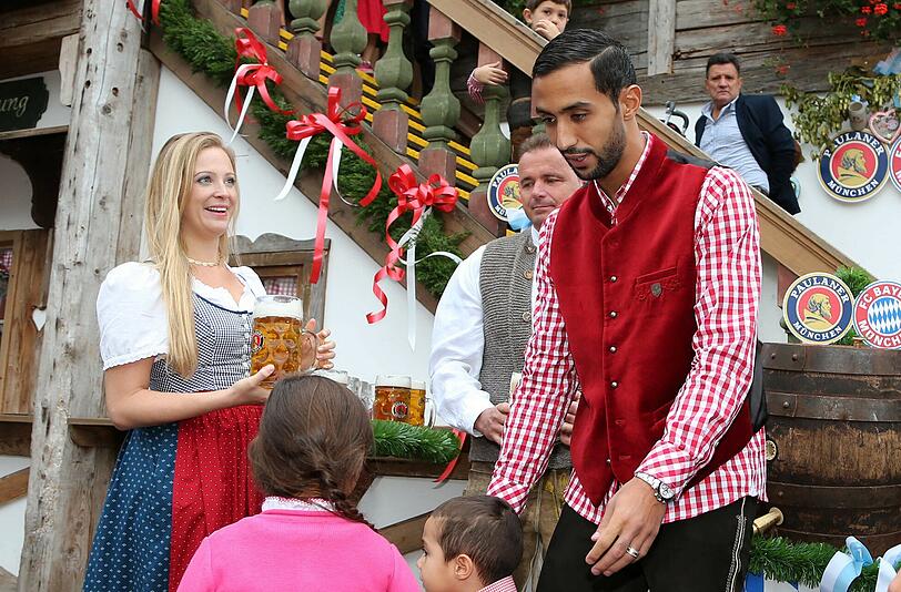 Weitere Bilder vom Bayern-Besuch auf der Wiesn 2014