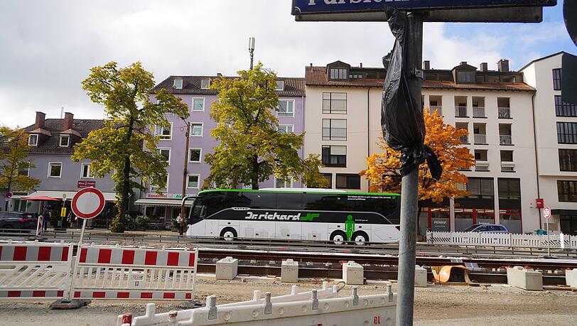 Die Einbahnregelung auf der Fürstenrieder Straße ist wieder aufgehoben. (Archivbild) Die Einbahnregelung auf der Fürstenrieder Straße ist wieder aufgehoben. (Archivbild)