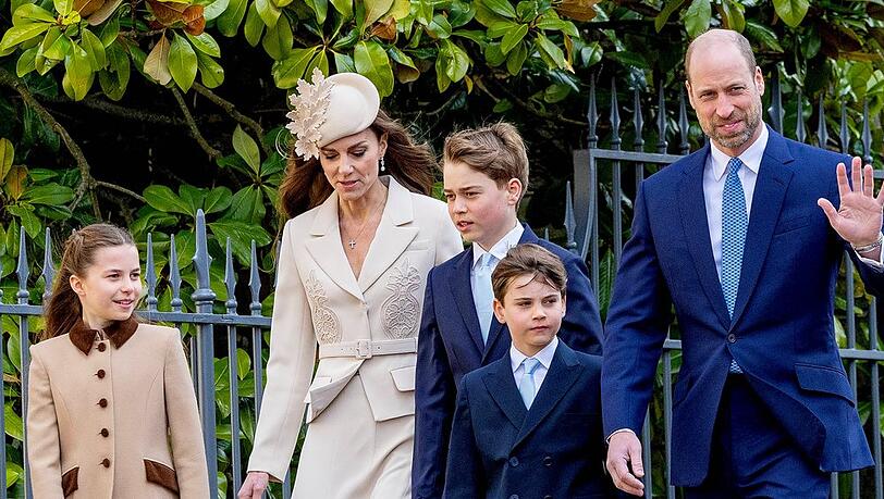 Prinz William und Prinzessin Kate mit ihren Kindern auf dem Weg zum Ostergottesdienst.