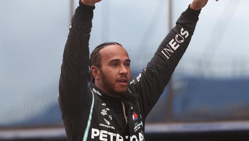 Perfekt: Lewis Hamilton feiert in Istanbul seinen siebten WM-Titel.