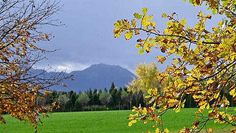 Das Wetter wird wechselhaft in Bayern. (Symbolbild)