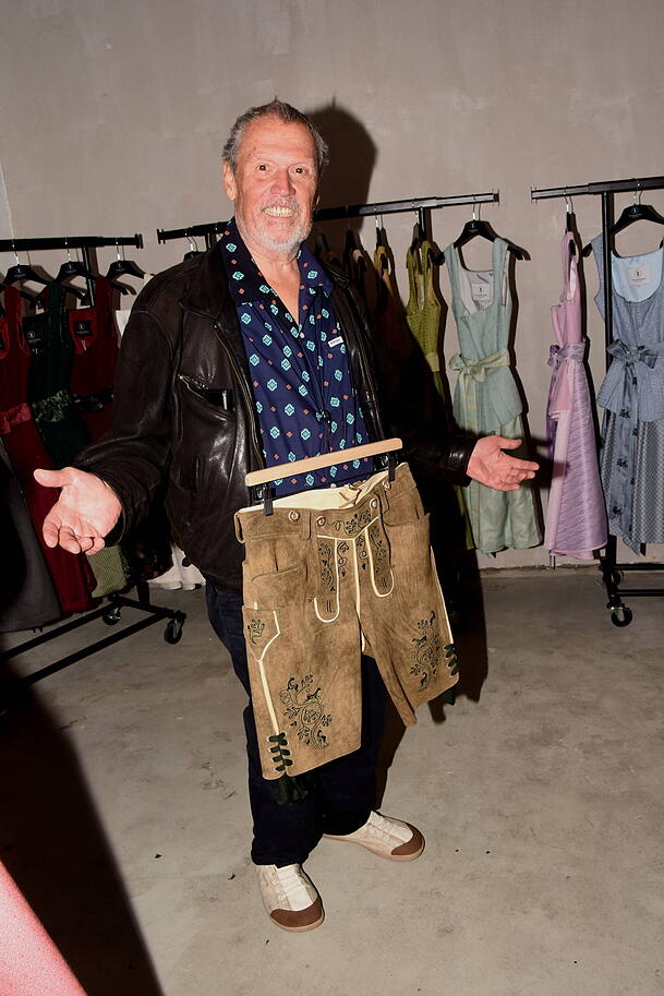 Hier dreht sich alles um die Tracht. Ebenfalls bei dem Event in M&uuml;nchen mit dabei: Schauspieler Hansi Kraus.