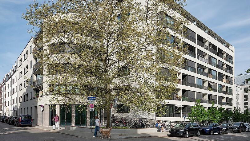 225 Staatsbedienstetenwohnungen sind durch Kiessler Architekten in der Erzgie&szlig;ereistra&szlig;e 14 in der Maxvorstadt entstanden.