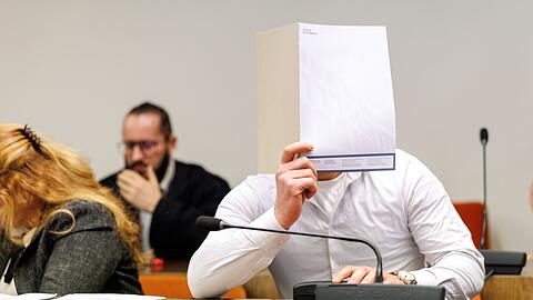 Der 28-J&auml;hrige hatte zum Prozessauftakt ein umfangreiches Gest&auml;ndnis abgelegt. (Archivbild)
