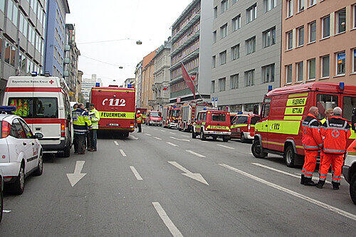 Ein Großaufgebot der Feuerwehr in der Schwanthalerstraße