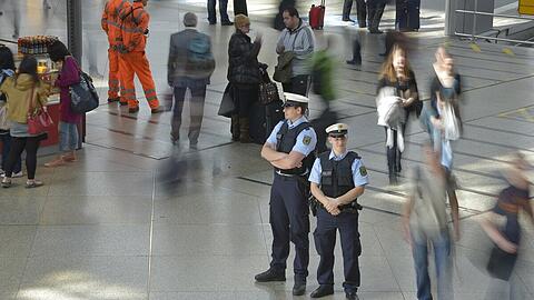 Eine Streife der Bundespolizei hat einen unbelehrbaren Ladendieb am Hauptbahnhof festgenommen.
