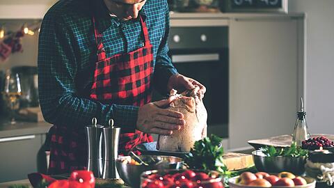 Das Kochen an Weihnachten muss nicht stressig sein.