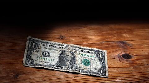 Der Dollar ist globale Reservewährung. Doch die schnell steigende Staatsverschuldung weckt Zweifel an der finanziellen Stabilität der USA.