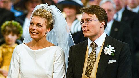 Prinz Constantijn und Prinzessin Laurentien an ihrem Hochzeitstag. Prinz Constantijn und Prinzessin Laurentien an ihrem Hochzeitstag.