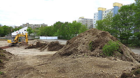 Die Bauarbeiten für den Sportpark haben begonnen.