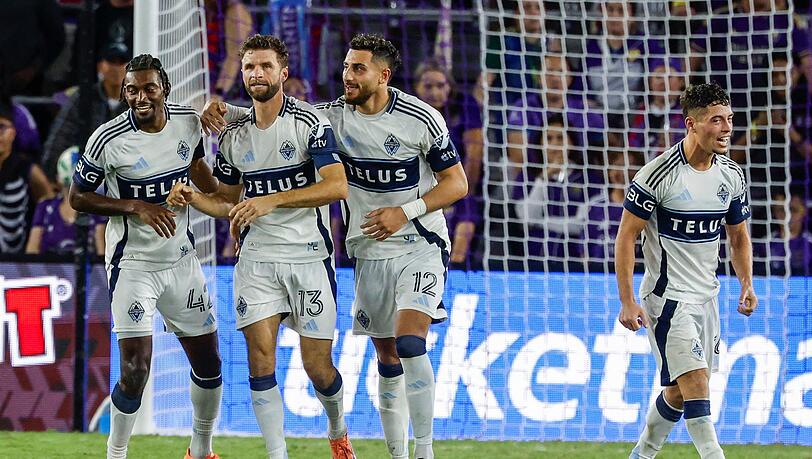 Thomas Müller jubelt mit den Vancouver Whitecaps über seinen Treffer in der Nachspielzeit zum 2:1-Erfolg in Orlando.
