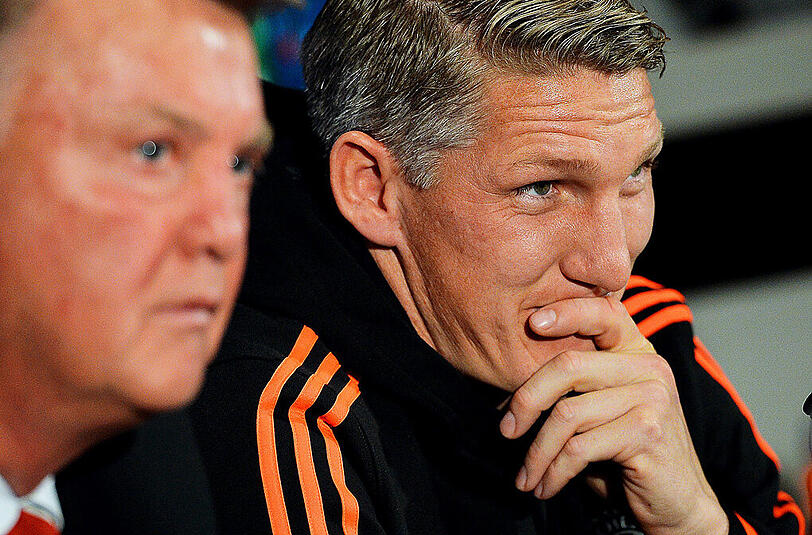 Louis van Gaal und Bastian Schweinsteiger arbeiten seit Sommer zusammen bei Manchester United.