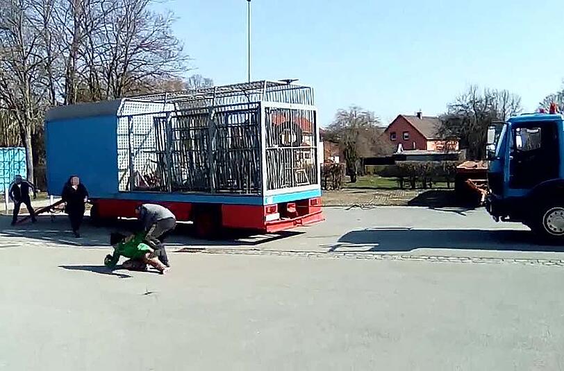 Am Montag kam es in Plattling zu Tumulten und Handgreiflichkeiten.