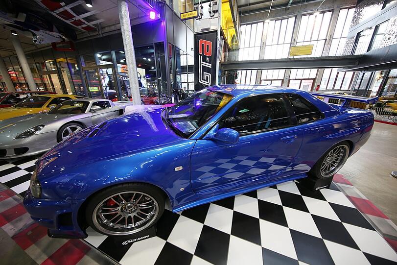 Premium-Auto: das Original von Paul Walker aus "Fast and Furious 4" - ein Nissan Skyline R34/GTR.