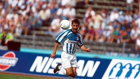 Marek Lesniak im Trikot des TSV 1860.