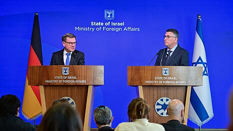 Der Krieg im Iran steht bei dem Treffen im Vordergrund.