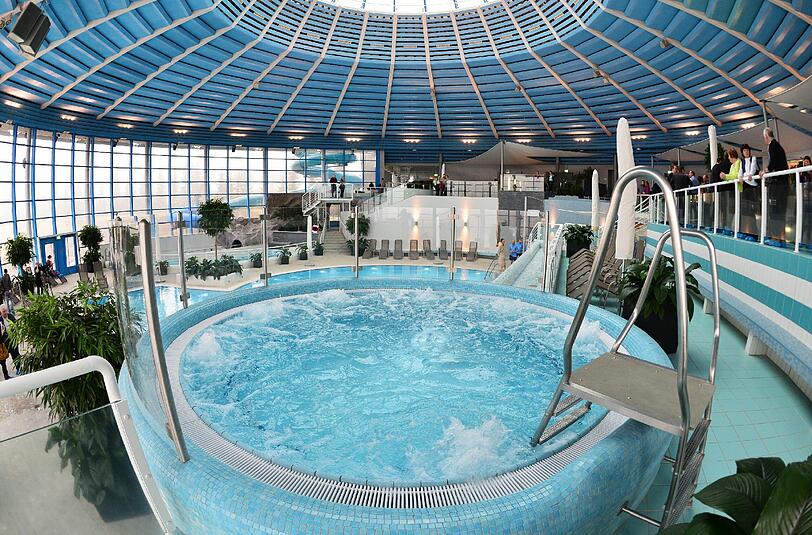 Ein junges Pärchen wurde beim Unterwasser-Sex in einer Therme gefilmt und daraufhin zu Arreststrafen verurteilt. (Archivbild)