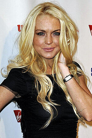 "Ich habe versucht, meine Probleme mit Alkohol, Kokain und bewusstseinsverändernden Stoffen zu verschleiern", so Lohan.