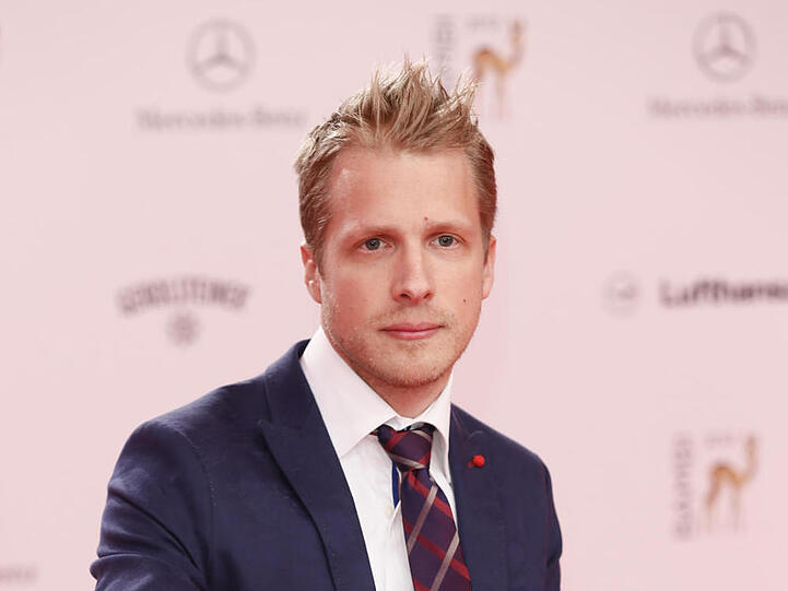 Oliver Pocher fordert Alice Schwarzer als Prozessbeobachterin