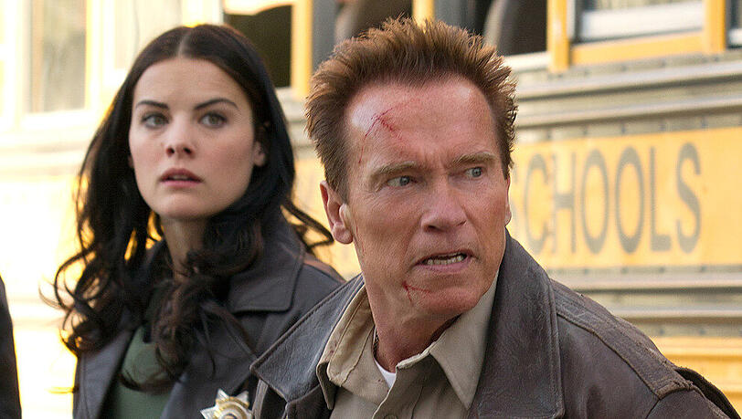 "The Last Stand": Sheriff Owens (Arnold Schwarzenegger) und Sarah Torrance (Jaimie Alexander) "The Last Stand": Sheriff Owens (Arnold Schwarzenegger) und Sarah Torrance (Jaimie Alexander)
