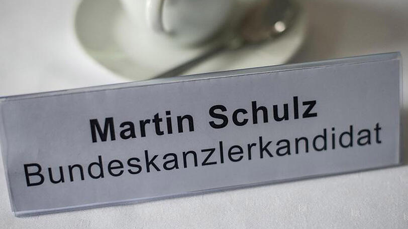 Wenn der Kanzler direkt gewählt werden könnte, würden sich laut Forsa nur 28 Prozent für Schulz entscheiden - und immerhin 47 Prozent für Merkel.