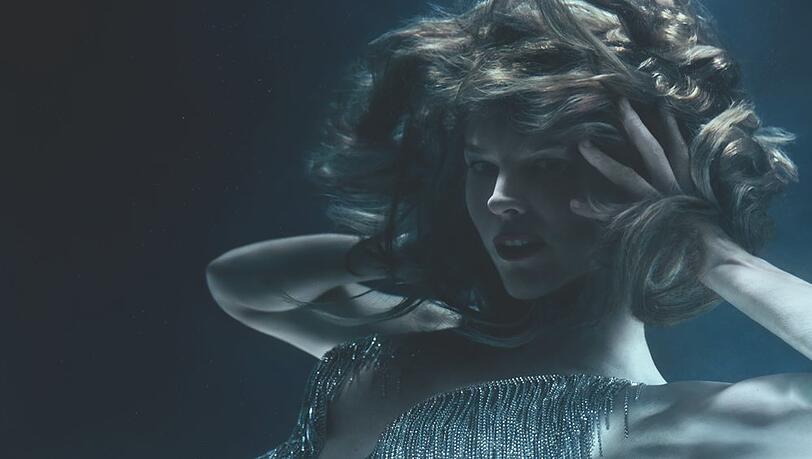 Der Pirelli-Kalender ist in Prag vorgestellt worden, unter anderem zu sehen: Eva Herzigova.