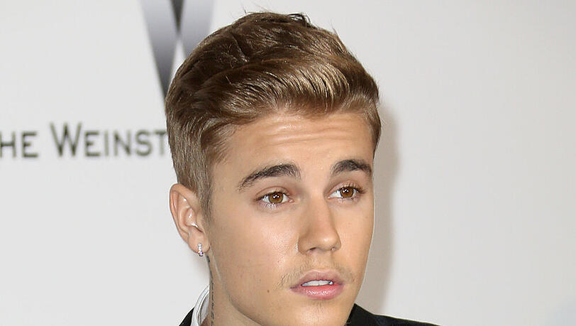 Justin Bieber entschuldigt sich für sein Po-Bild Justin Bieber entschuldigt sich für sein Po-Bild