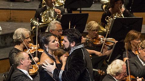 Anna Netrebko und Yusif Eyvazov in &bdquo;Manon Lescaut&ldquo;.
