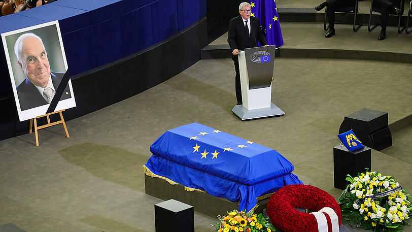 Bilder von den Trauerfeierlichkeiten für Helmut Kohl.