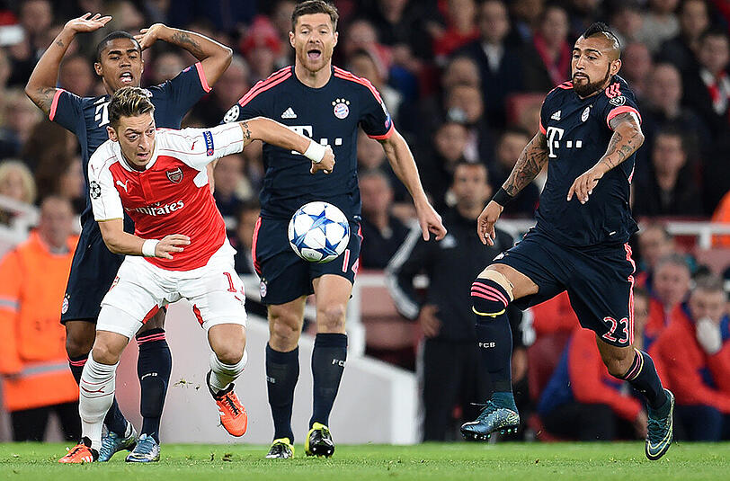 Xabi Alonso (m) - Note 2: Der Souverän im defensiven Mittelfeld. Brachte einige Freistöße gefährlich in den Strafraum. Lieferte sich mit Thiago ein Privatduell um die meisten Ballkontakte, das sein Landsmann aber für sich entschied. Fast fehlerlose Partie. (Archivbild)