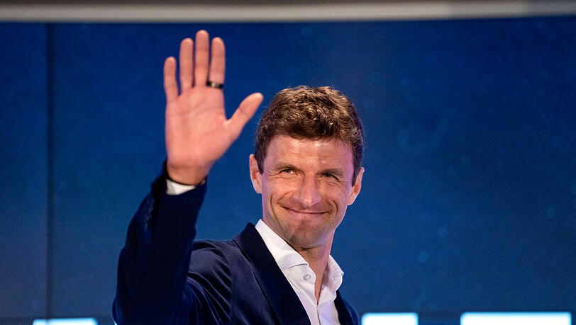 Thomas Müller glänzt auf dem Fußballplatz – und beweist mit einer eigenen Spendenaktion auch abseits des Rasens viel Herz.