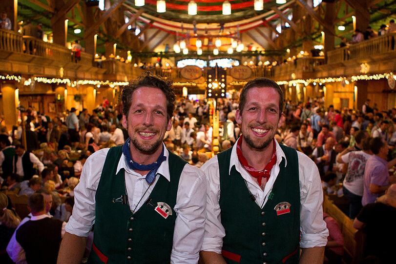 Weinzelt-Wirt und Fotograf Stephan Kuffler: Seine besten Wiesn-Bilder der vergangenen Jahre.