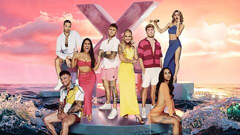 Unter anderem ist Aurelia Lamprecht (3.v.l.) bei "Match My Ex" zu sehen.