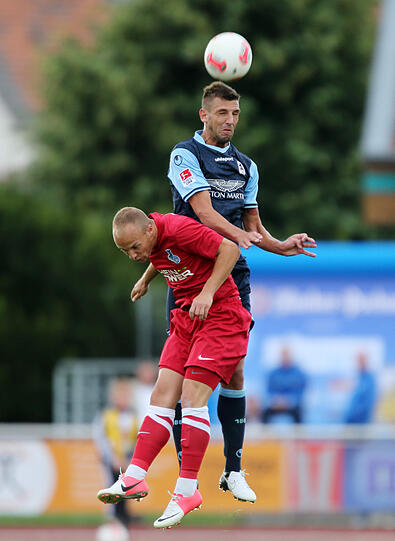 Starker Auftritt im Testspiel: In den neuen Trikots siegen die Löwen mit 4:0 gegen den MSV Duisburg.