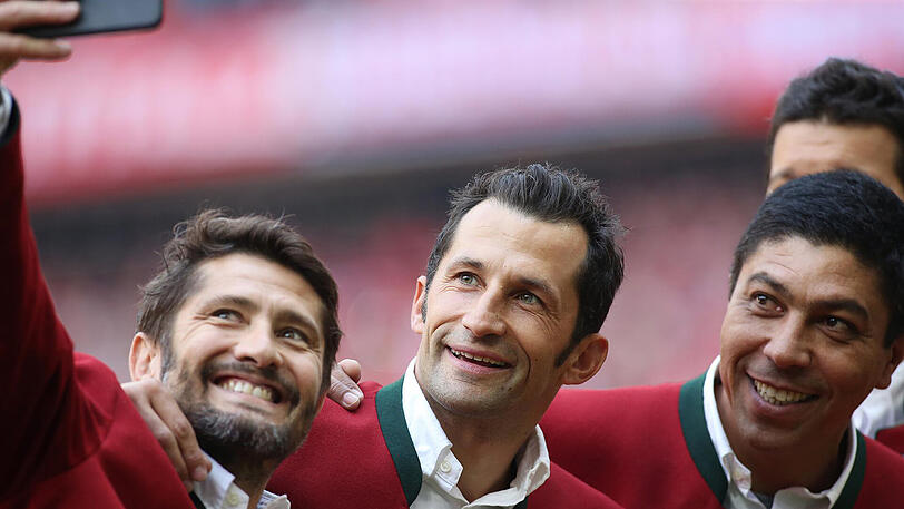 "Bitte recht freundlich" - auch als FC-Bayern-Markenbotschafter? Bixente Lizarazu, Hasan Salihamidzic und Giovane Elber (v.l.)
