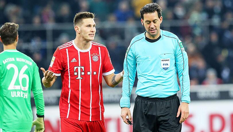 Kam von 1899 Hoffenheim zum FC Bayern: Niklas Süle (Mi.). Kam von 1899 Hoffenheim zum FC Bayern: Niklas Süle (Mi.).