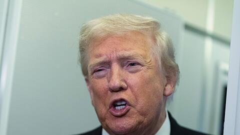 Trump mischt sich in den Wahlkampf ein.