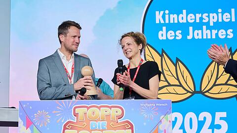 Den Preis "Kinderspiel des Jahres" 2025 erhielt "Topp die Torte!" von Wolfgang Warsch.