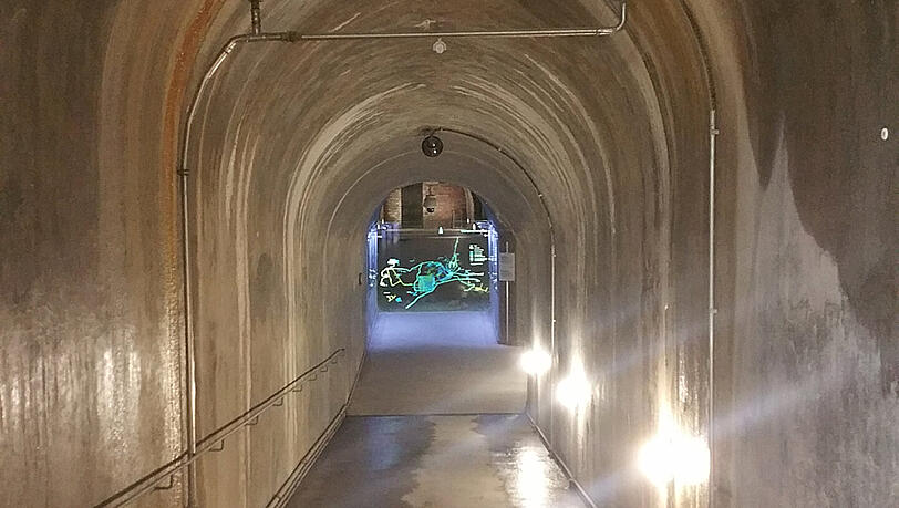 Im Inneren des öffentlichen Bunkerkomplexes des Obersalzbergs. Im Inneren des öffentlichen Bunkerkomplexes des Obersalzbergs.