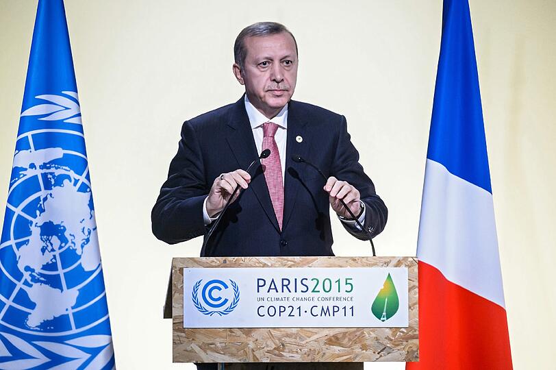 ...und Staatspräsident Recep Tayyip Erdogan blasen verbal zum Angriff.