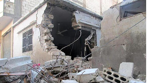 Kampfflugzeuge mehrerer Länder bombardieren Ziele in Syrien.