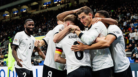 Nach frühem Rückstand drehen die DFB-Stars noch das Spiel gegen Italien.