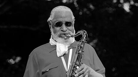 Sonny Rollins pr&auml;gte den Jazz &uuml;ber Jahrzehnte. Eine &ouml;ffentliche Gedenkfeier ist laut seiner Familie nicht geplant.
