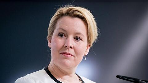 Familienministerin Franziska Giffey (SPD) äußert sich zu Kindesmissbrauch.