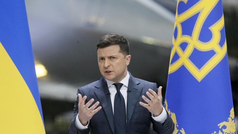 Der ukrainische Präsident Wolodymyr Selenskyj spricht während einer Pressekonferenz.