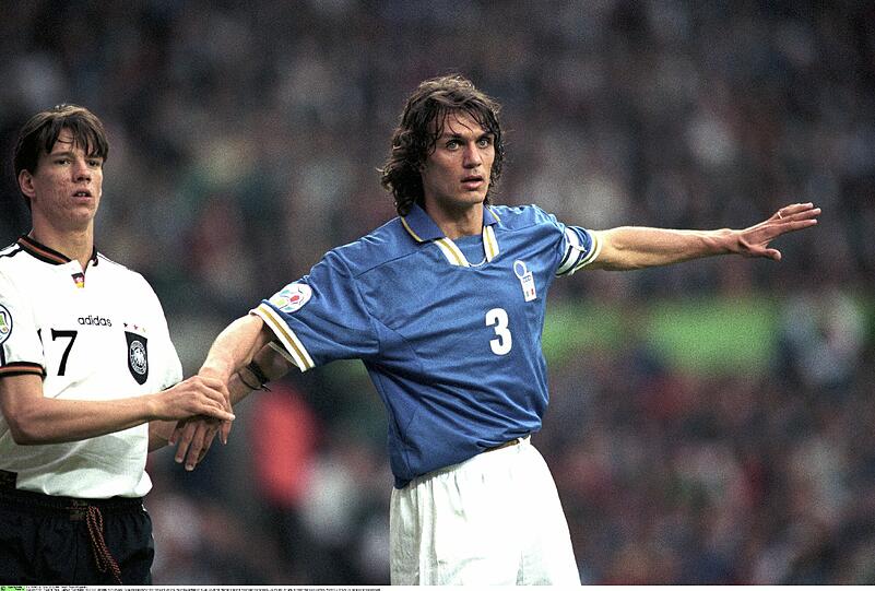 Italien war draußen, Deutschland Gruppensieger und auf dem Weg zum Titel.