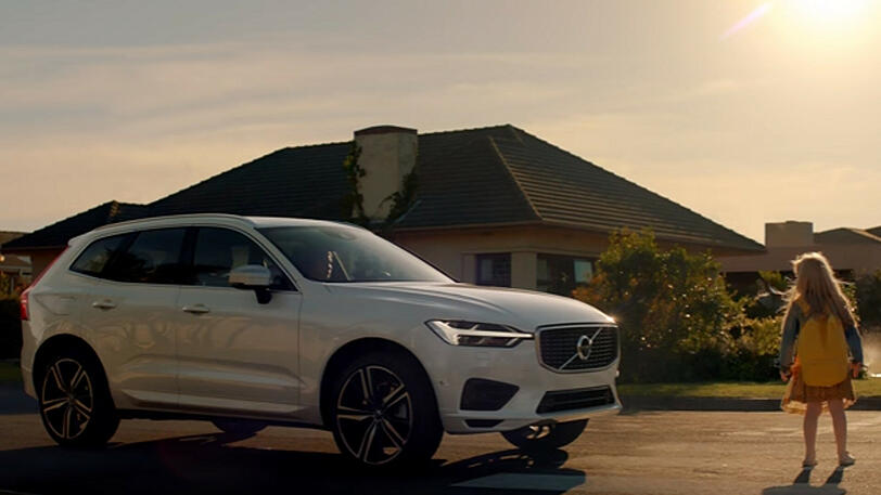 Wird der Volvo noch rechtzeitig zum Stehen kommen?
